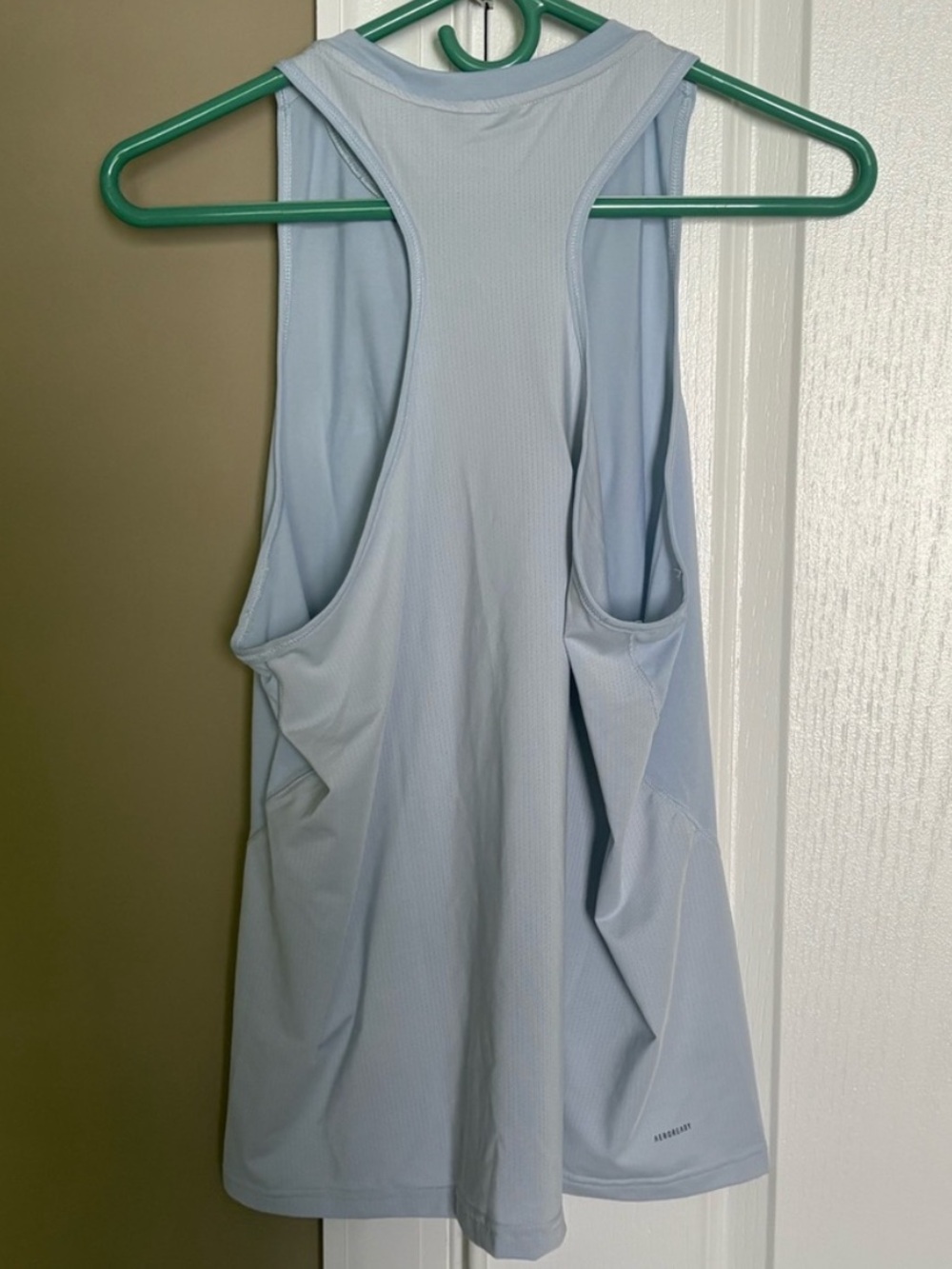NWT adidas Women's Training Tank. Size XS. - Picture 4 of 4